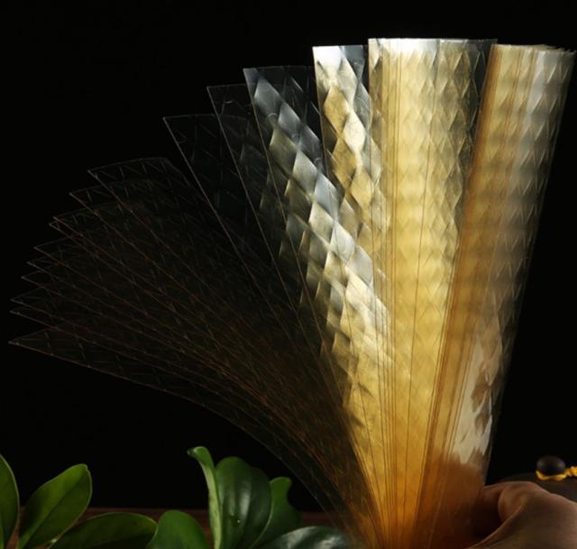 其实无论是牛奶和羊奶，猫都能喝