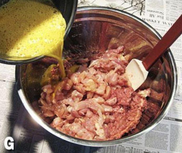 最简单的猫咪生骨肉食谱（源自 FELINE - NUTRITION）