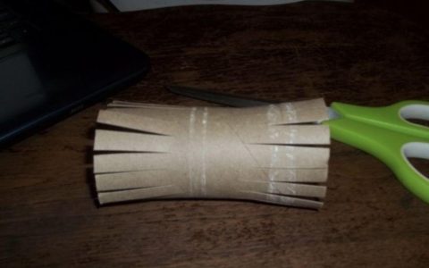 6 款猫咪超爱玩的 DIY 玩具